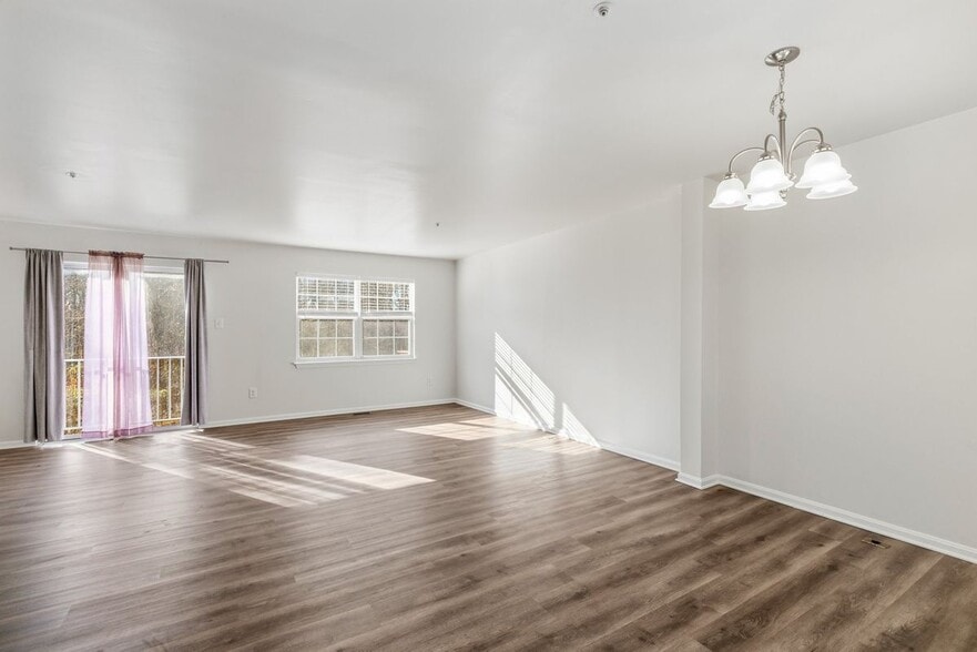 Building Photo - 3507 Corn Stream Rd