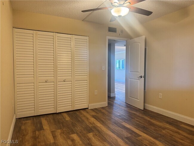 Building Photo - 4510 N Key Dr