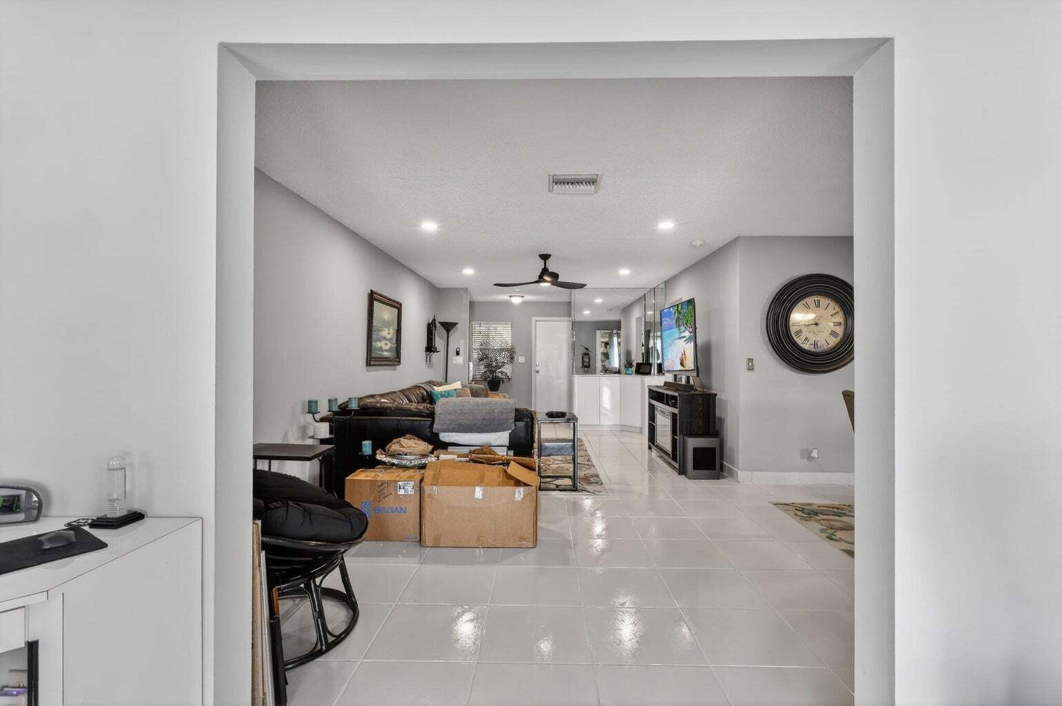 Building Photo - 6357 Overland Dr