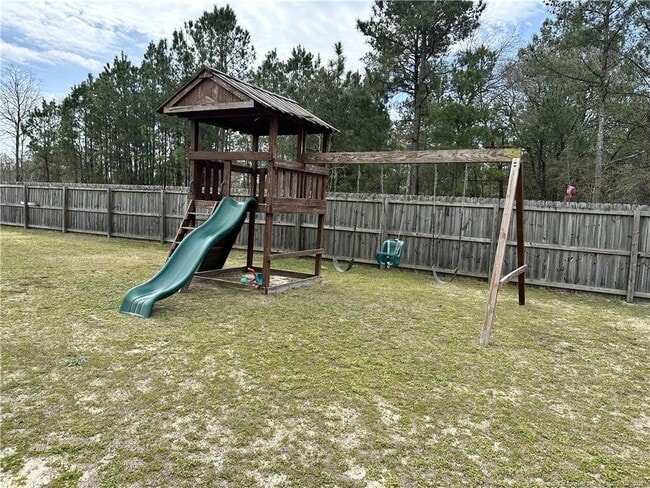 Building Photo - 2240 Sir Michael Dr