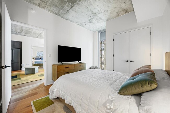 Building Photo - 48 East Ave