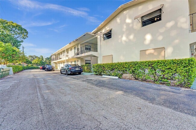 Building Photo - 7401 Pines Blvd