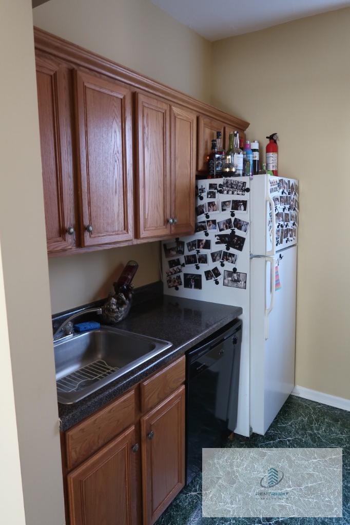 Building Photo - 1311 N Bosworth Ave