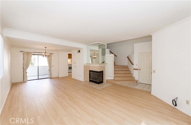 Building Photo - 2577 Plaza del Amo