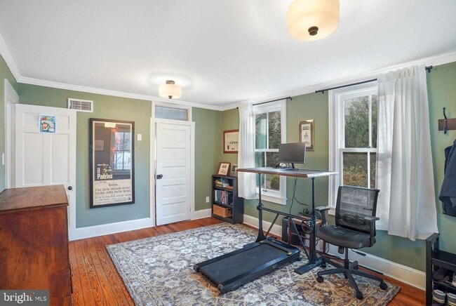 Building Photo - 7153 Main St