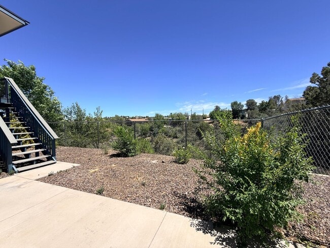 Building Photo - 2245 Sandia Dr