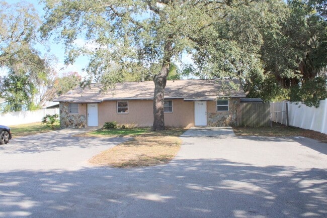 Building Photo - 7140 Bellaire Terrace