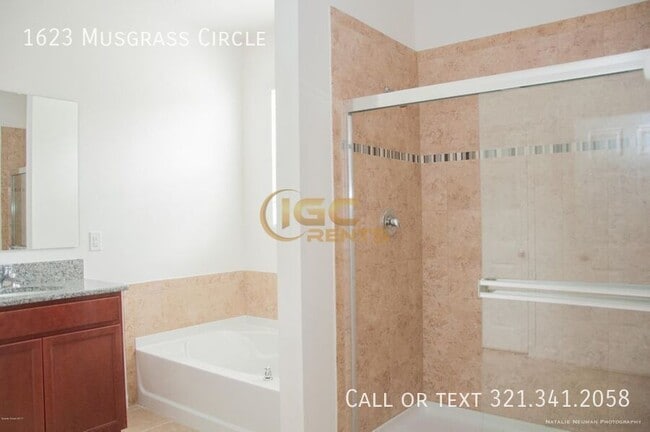 Building Photo - 1623 Musgrass Cir