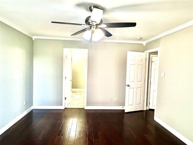 Building Photo - 10516 Dunham Forest Rd