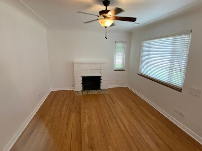 Building Photo - COMING SOON! Must see Updated 2 bedroom, 1 bath home - Great Location!