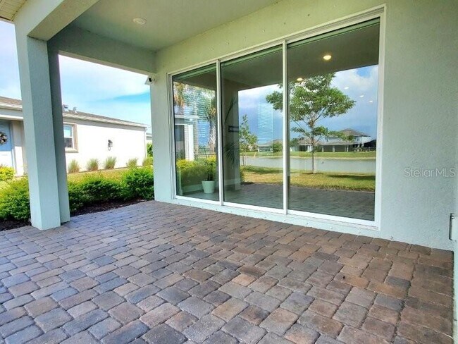 Building Photo - 16087 Ivy Rdg Ct