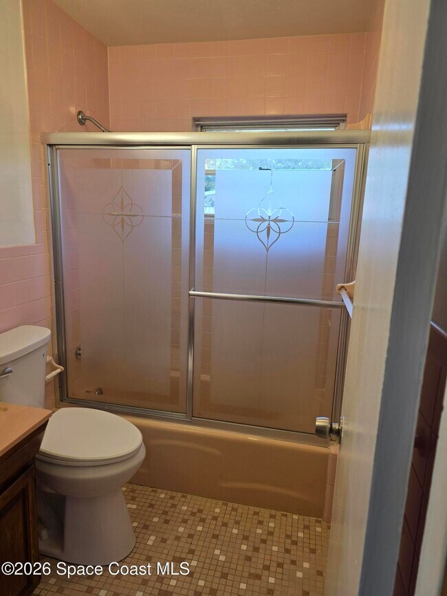 Building Photo - 2910 Zephyr Ln