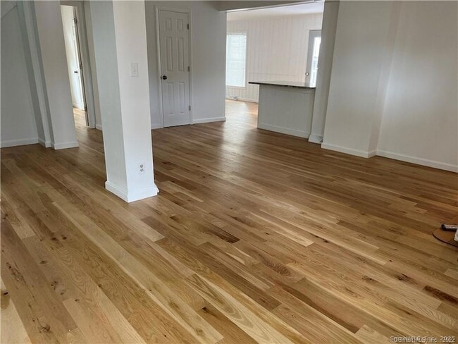 Building Photo - 144 Rakoczy Ave