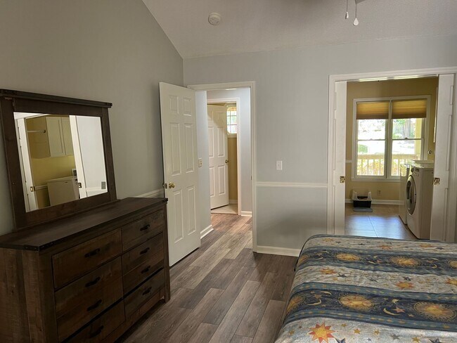 Building Photo - Lowcountry Style Home in Hilton Head Plantation- Unfurnished