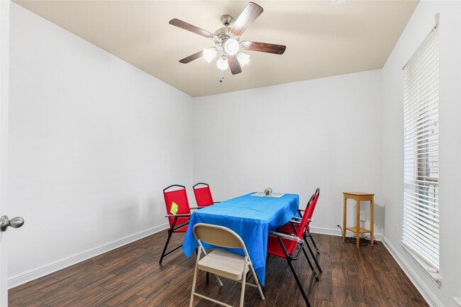 Building Photo - 10126 N Whimbrel Cir