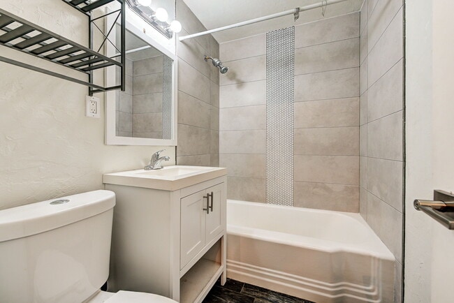 Building Photo - 1723 Churchill Way