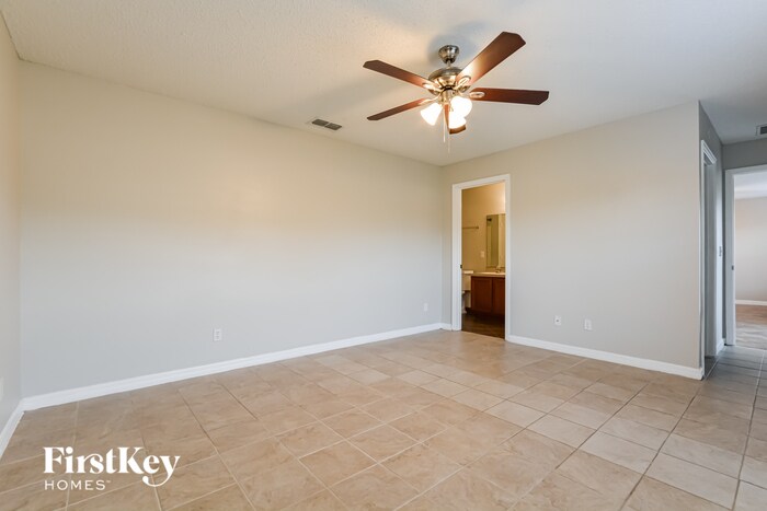 Building Photo - 144 Walnut Crest Run