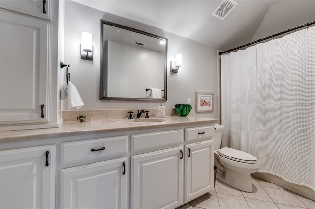 Building Photo - 4518 Normandy Ave