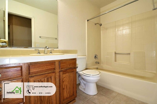 Building Photo - 2169 Sophy Pl