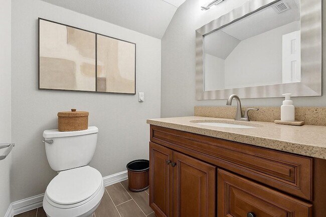 Building Photo - 6019 Winsome Ln