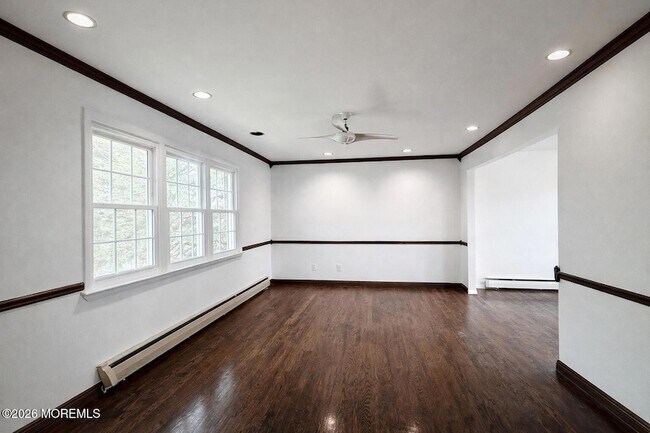 Building Photo - 364 Westwood Ave