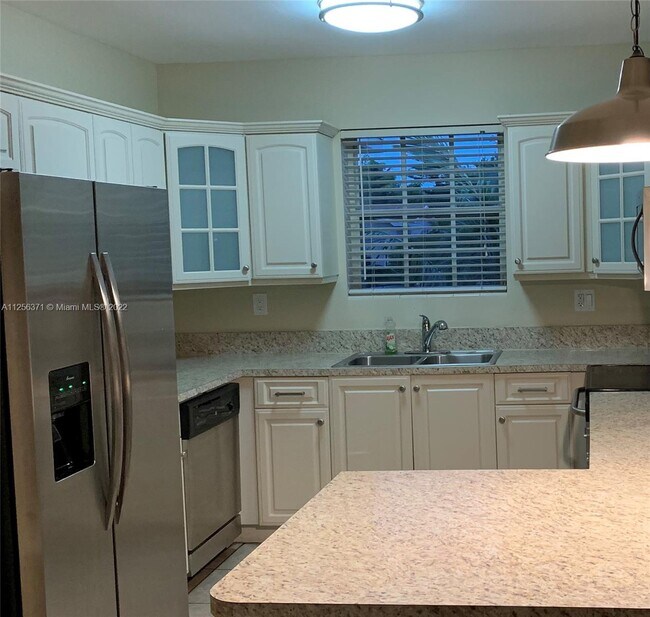 Building Photo - 19550 Franjo Rd