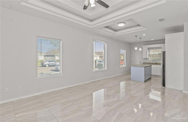 Building Photo - 512 Downing Ave