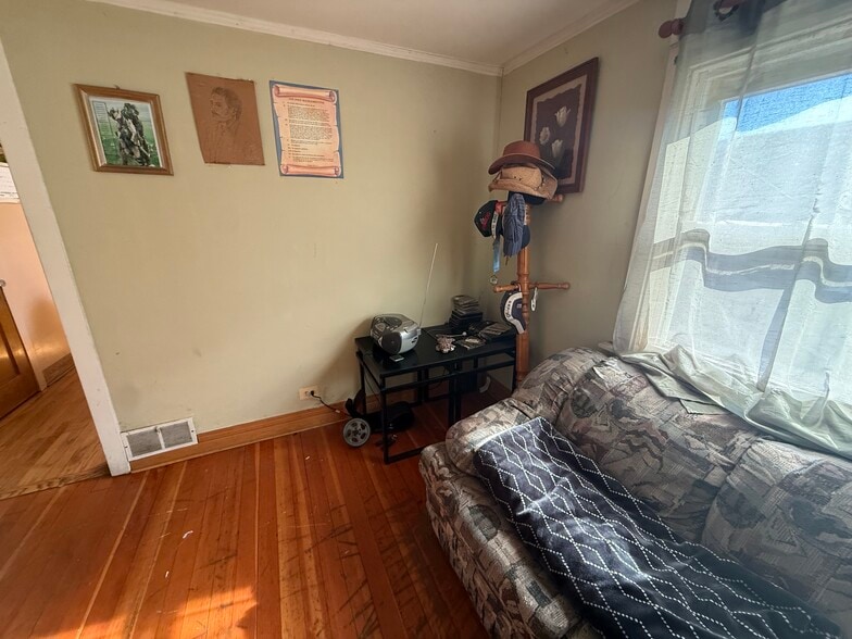 Building Photo - 3439 Harvey Ave