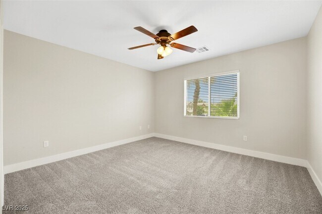 Building Photo - 7228 Quarterhorse Ln