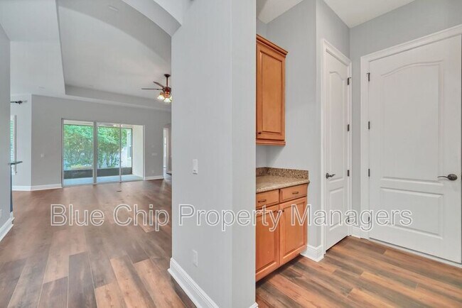 Building Photo - 9430 Channingham Ln