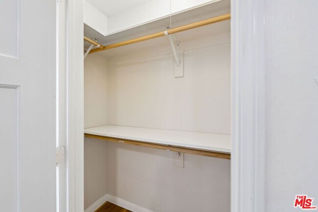 Building Photo - 1377 Appleton Way