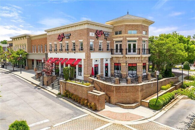 Building Photo - 15 Buford Village Walk