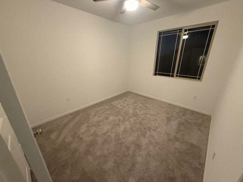 Building Photo - 4212 Larchwood Ln