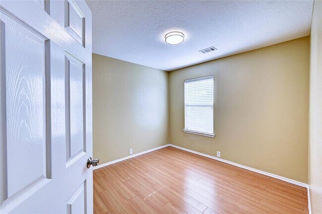 Building Photo - 14918 Sugar Crystal Ct
