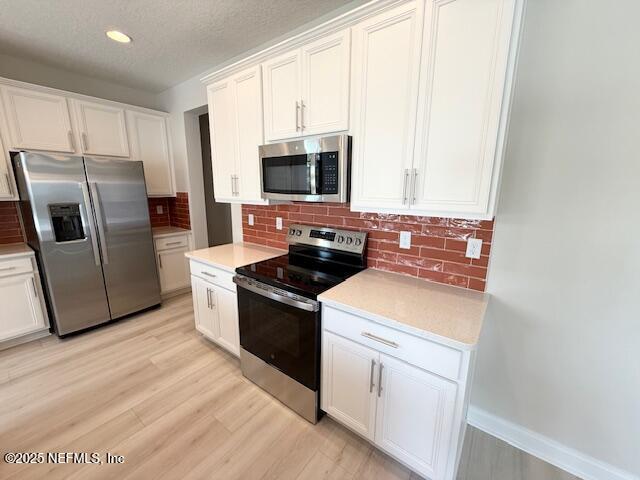 Building Photo - 2929 Fleur Ln
