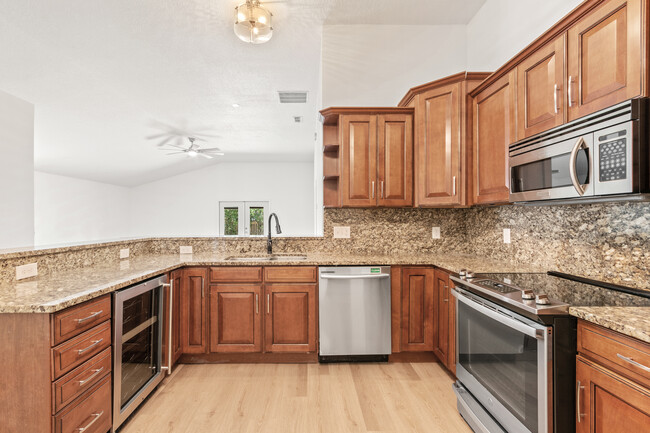 Building Photo - 137 Patrick Mill Cir