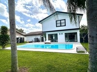 Building Photo - 760 Windtree Way