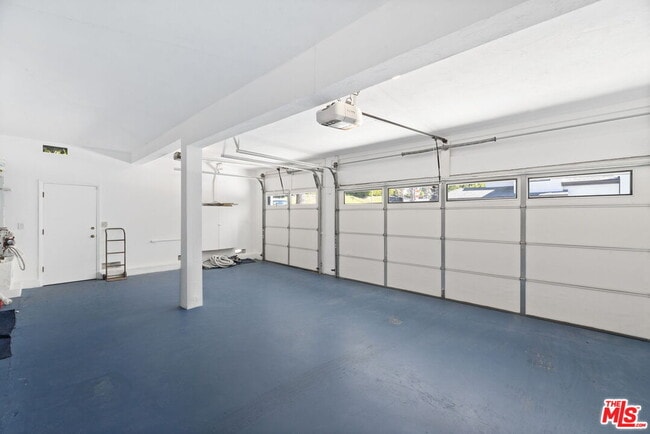Building Photo - 2937 Deep Canyon Dr