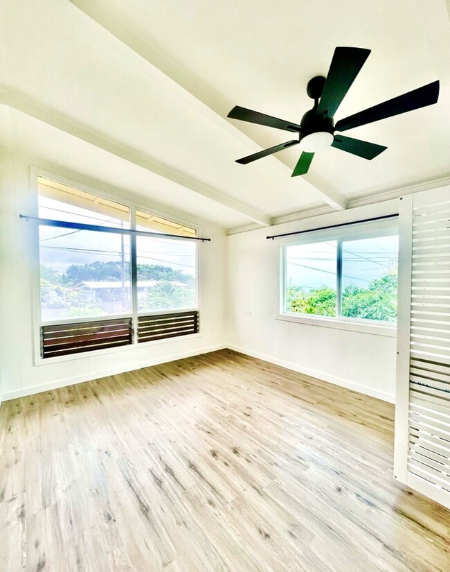 Master Bedroom - 81-1061 Captain Cook Rd