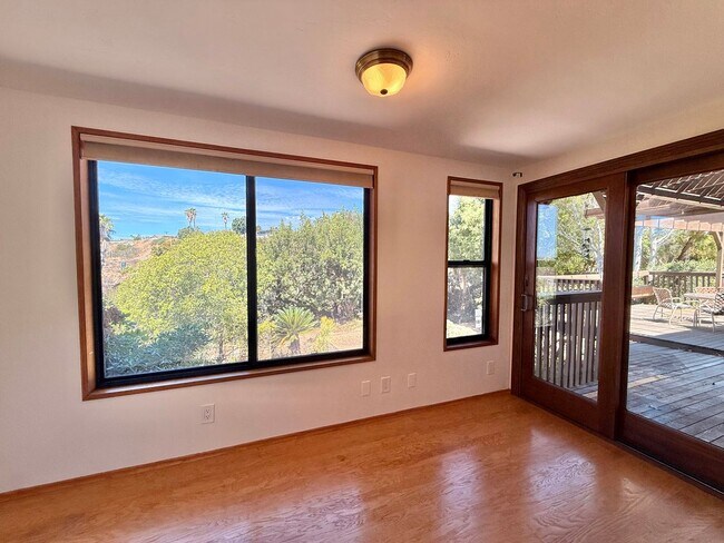 Building Photo - 5616 Marne Ave