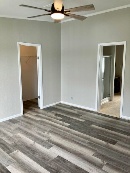 Building Photo - 2203 25th St