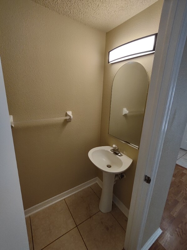 Building Photo - 30013 Granda Hills Ct