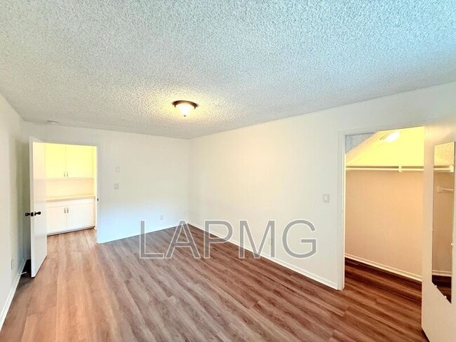 Building Photo - 808 Princeton St