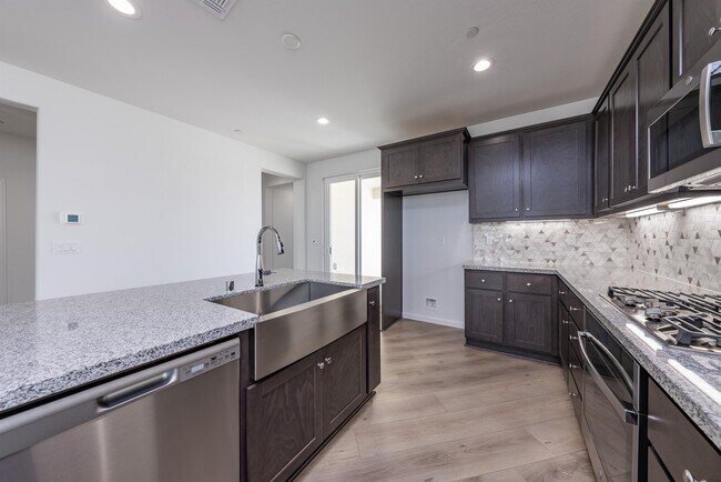 Building Photo - 2563 Chianti Wy