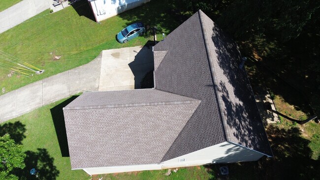 Building Photo - 2105 Academy Way