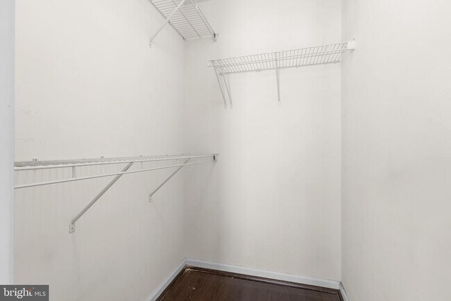 Building Photo - 9624 Westerdale Dr