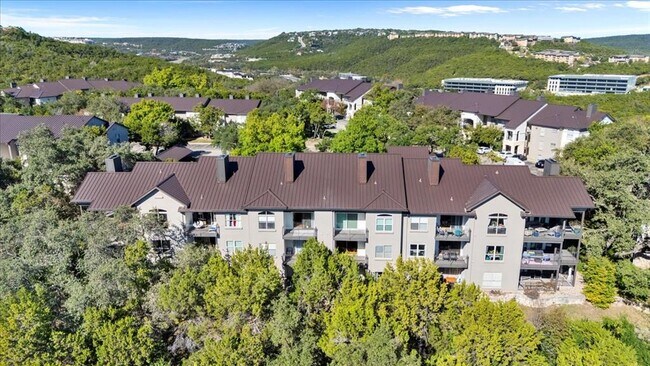 Building Photo - 6000 Shepherd Mountain Cove