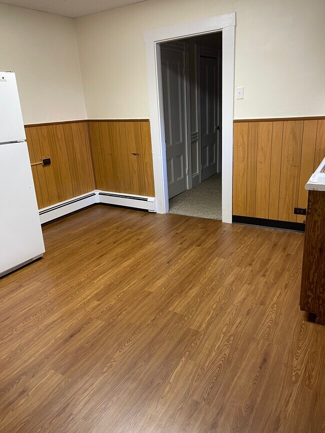 205 Ash St 205 Ash St Waltham MA 02453 Apartment Finder