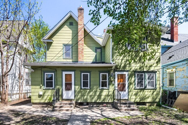 Building Photo - 3118 Pleasant Ave