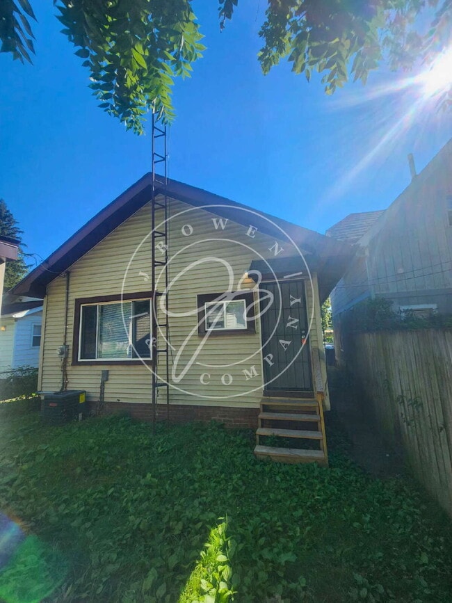 Building Photo - Basically, Brand New! Open Layout 1-Story ...